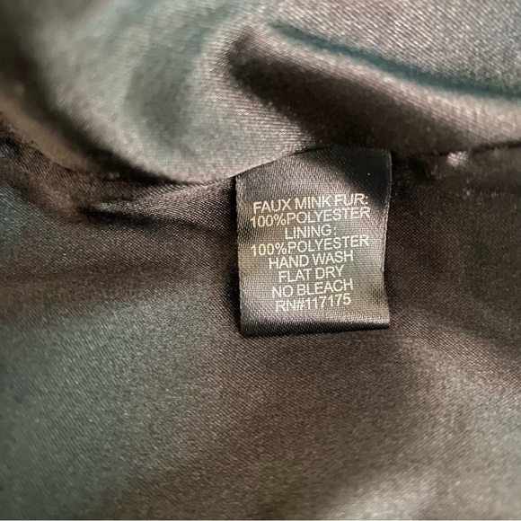 Elegant Black Faux Mink Fur Shrug Bolero by Park & Main Short Coat Size Medium M - Picture 9 of 11